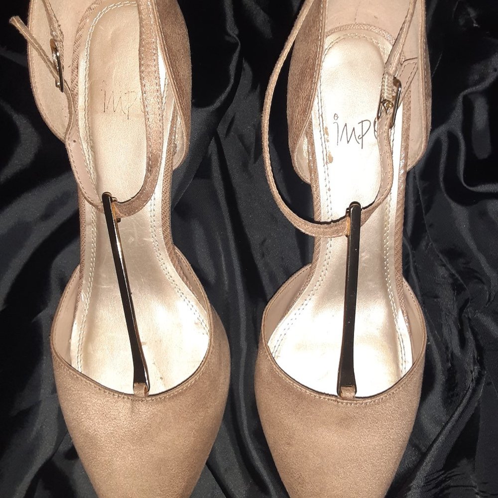 Womens Nude Color Heels